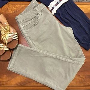 Joes Jeans olive green denim capris 28